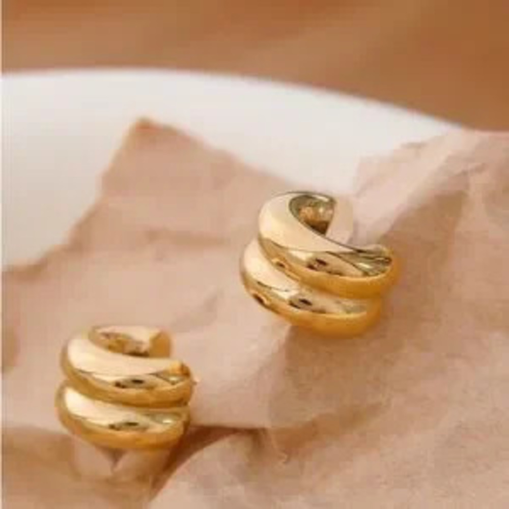 Double C Hoop Earrings - Gold (1021)